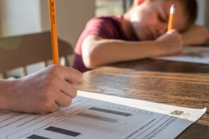 Enfants et devoirs